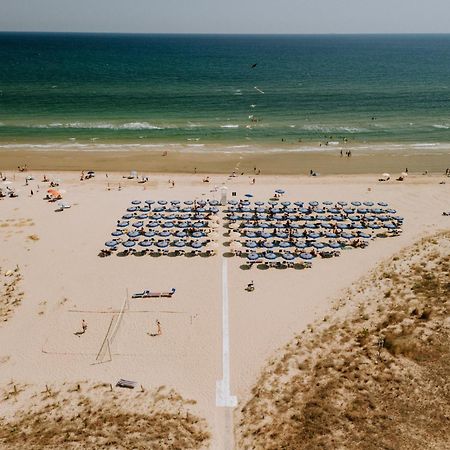 Hotel Holiday فاستو المظهر الخارجي الصورة